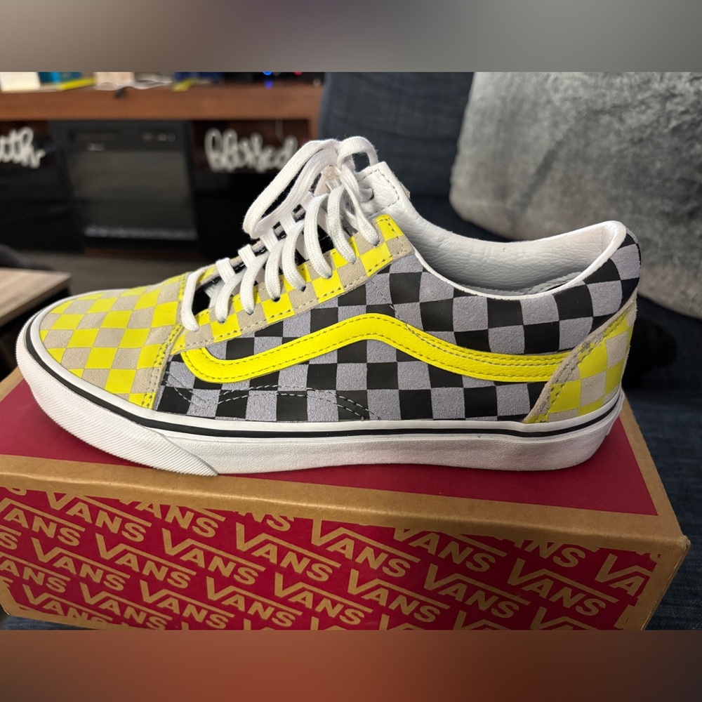 Vans Old Skool Skateboard Shoes Suede Checker Checkerboard Yellow Gray 8 - Picture 4 of 7